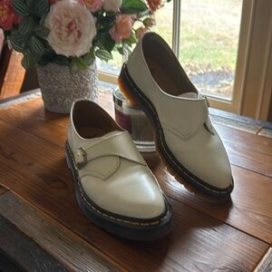 Dr Martens ~ Nearly New